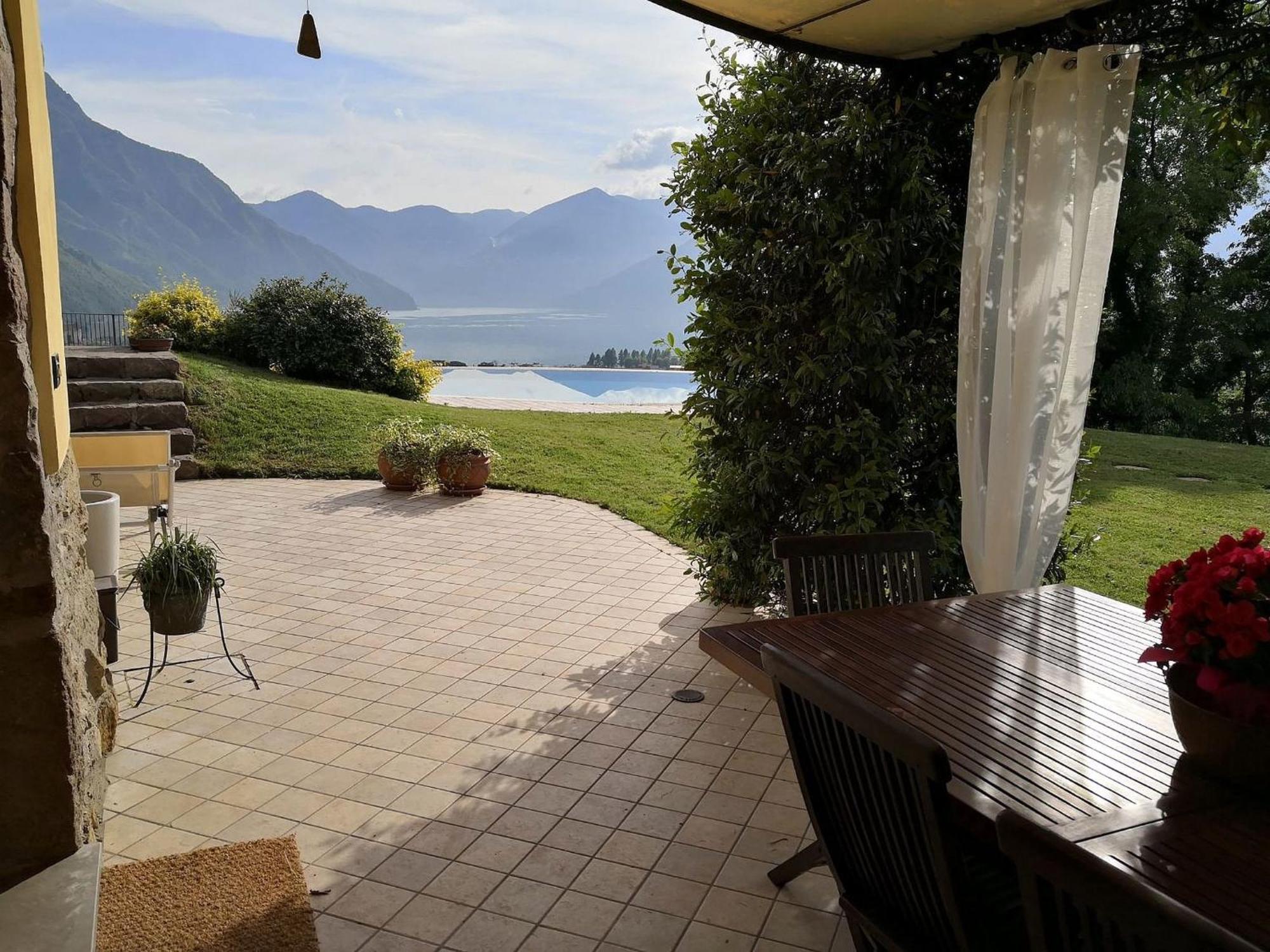 Villa In Pisogne With Pool Garden And Lake View Exterior foto