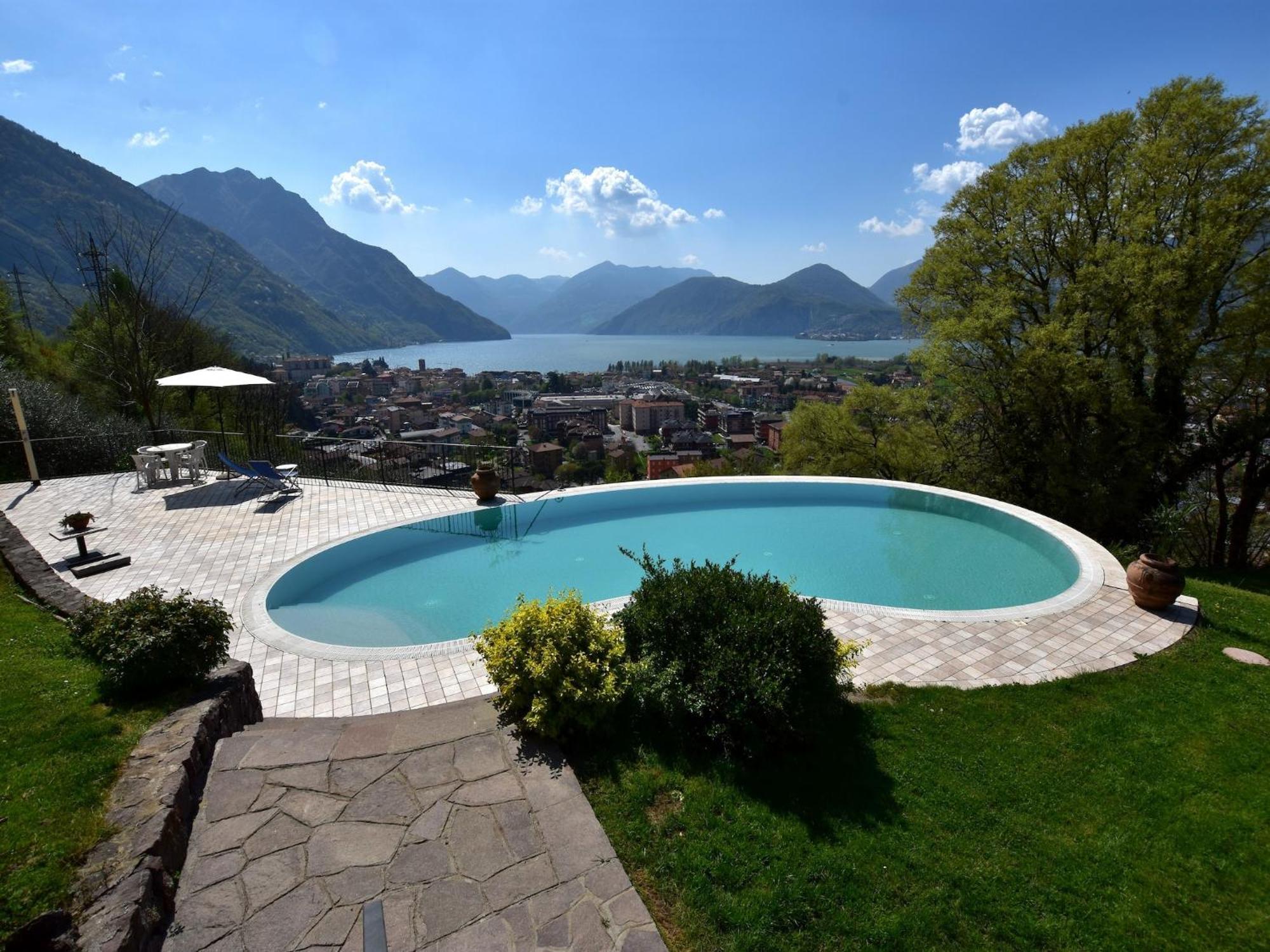 Villa In Pisogne With Pool Garden And Lake View Exterior foto